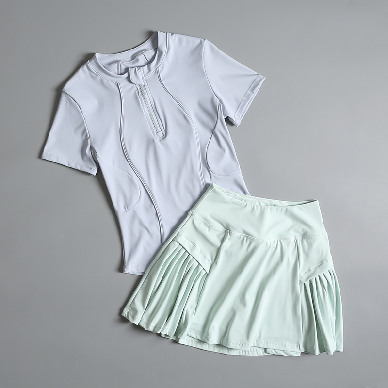 Running sports suit for women  - Badminton Player 评论和价格
