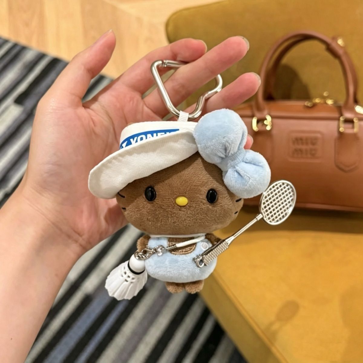 Hello Kitty Black Skin Badmint - Badminton Tv 评论和价格