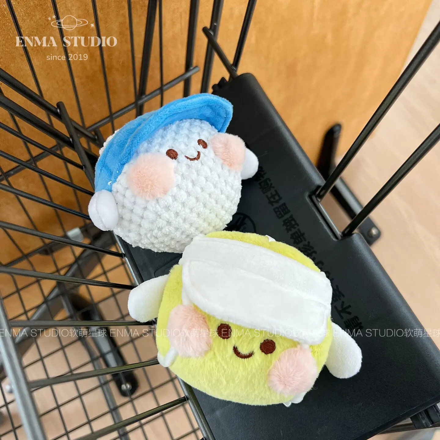 Cute Sports Ball Plush Keychai - Badminton Tv 评论和价格