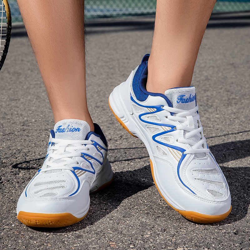 New Sports Shoes for Men and W - Badminton Vector 评论和价格